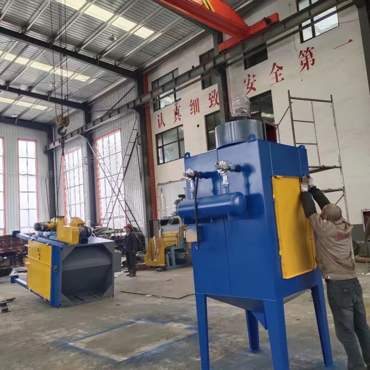 鍛造閥門打砂清理機(jī)_砂閥的工作原理_閥門鍛造清理砂機(jī)打孔視頻