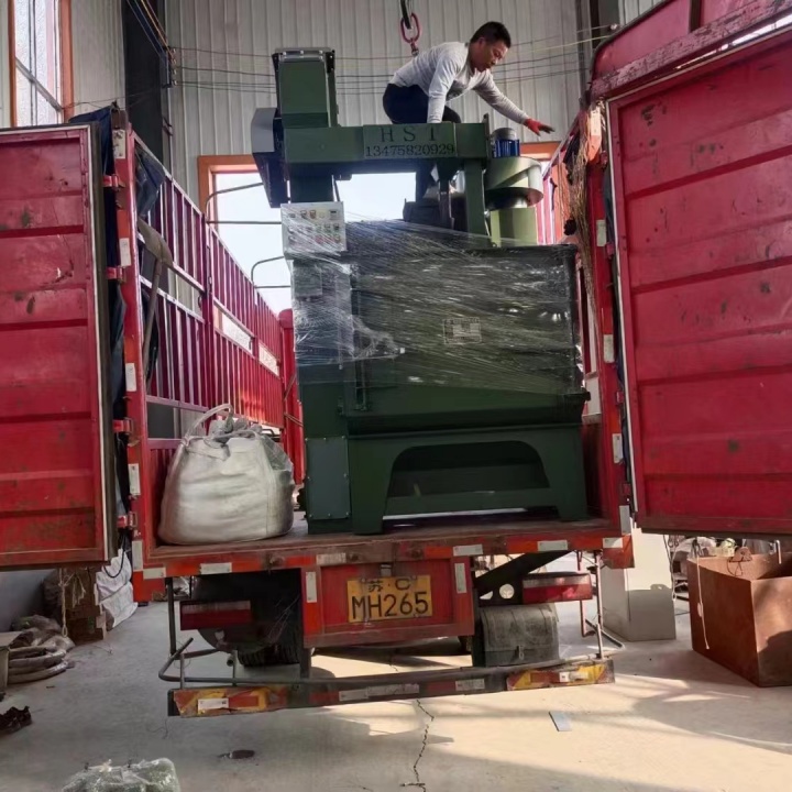 鈑金件清洗工藝_鈑金件打砂清理機(jī)_清理砂鈑金機(jī)打磨視頻