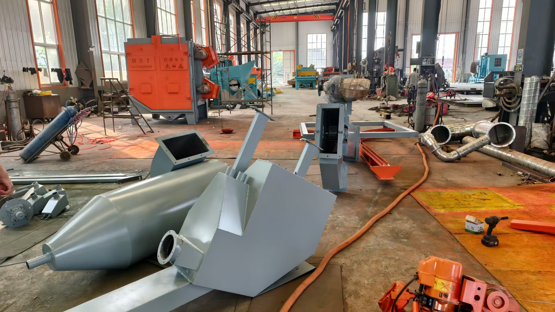 工程機械拋丸清理機_拋丸清理機廠家_清理機械拋丸機工程方案